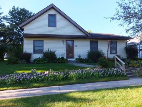 213 Durant St, Maysville, IA 52773-7728