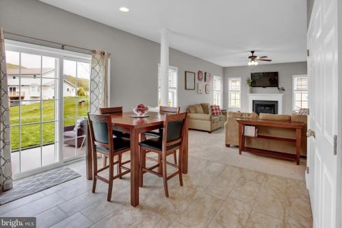 7 Dogwood Ter, Siddonsburg PA  17019-8733 exterior
