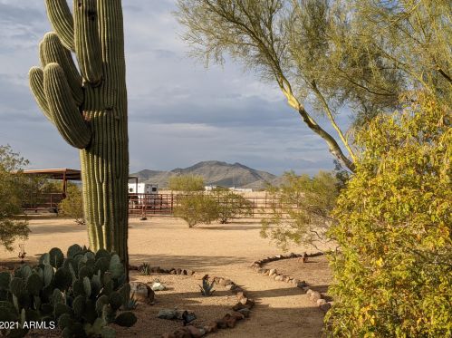 38301 15th Ave, Phoenix AZ 85041-4712 exterior