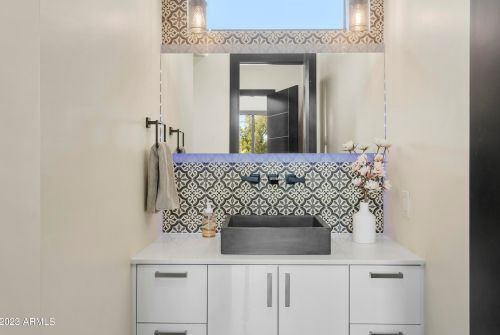 10019 57th St, Scottsdale AZ  85253-1137 exterior