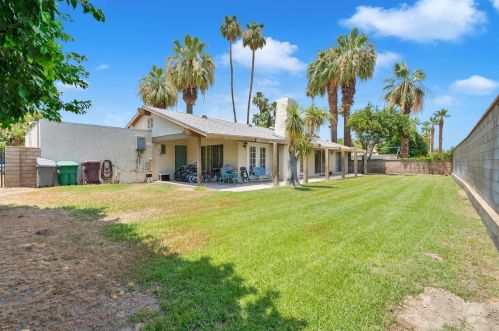 78480 Calle Remo, La Quinta CA  92253-2373 exterior