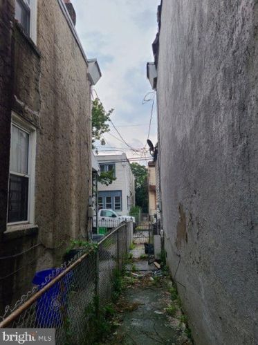 1905 Filmore St, Camden NJ  08104-2245 exterior