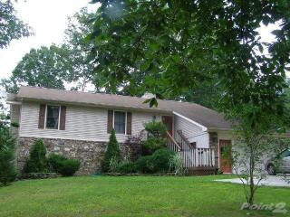 203 Snead Dr, Crossville, TN 38558-7707