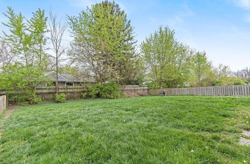 3963 Snowshoe Ave, Darbydale OH  43123-1372 exterior