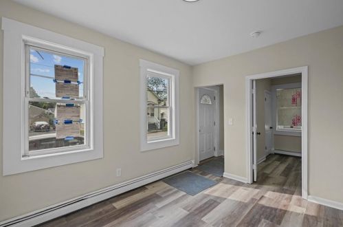 25 Unit St, Providence RI 02909-3940 exterior