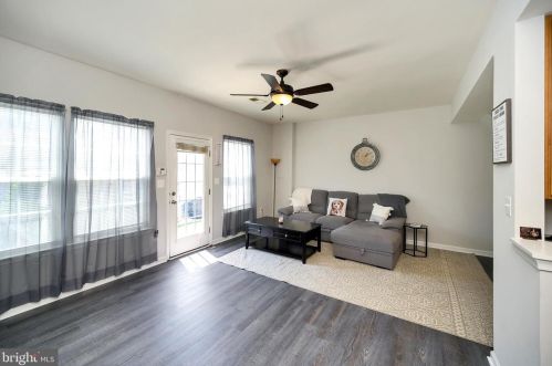 7138 Azalea Dr, Ruther Glen VA  22546-5803 exterior
