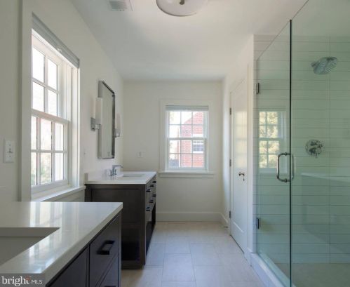 4538 Albemarle St, Washington, DC 20016-2016