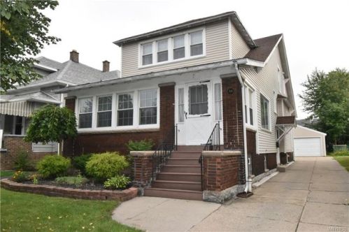 209 Wellington Rd, Buffalo, NY 14216-2417