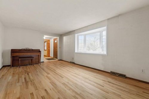9375 Timber Trl, Pittsburgh, PA 15237-4272