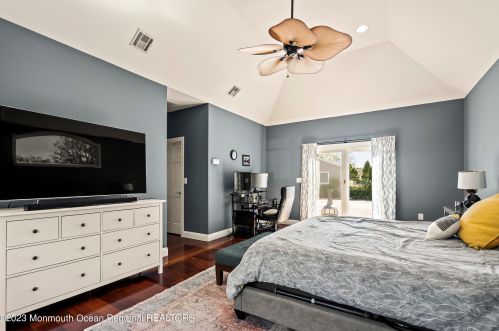 208 Virginia Dr, Bricktown NJ  08723-6521 exterior