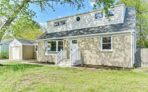 337 Texas Dr, Bricktown, NJ 08723-6030