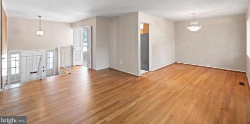 6501 Carrsbrook Ct, Springfield VA 22150-1311 exterior