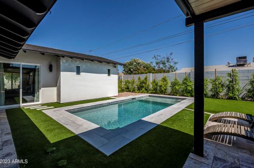 8236 Weldon Ave, Scottsdale AZ  85251-5820 exterior