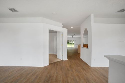9614 Bay Pine Ln, Orlando, FL 32832-5952