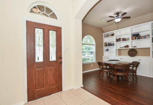 21555 Barrett Knolls Dr, Richmond, TX 77406-5301
