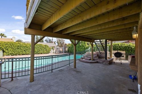 4388 Mapleton Cir, Riverside CA  92509-0942 exterior