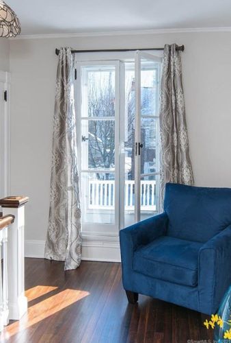 42 Merriman St, Bristol CT  06010-5042 exterior