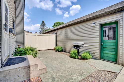 5518 Meister Rd, Minneapolis, MN 55432-6027