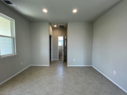 1401 Goforth Rd, Uhland TX  78640-5300 exterior