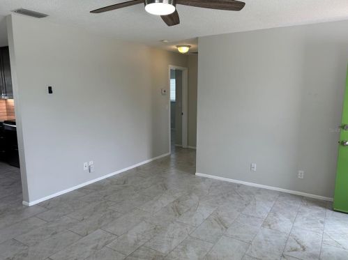 3733 97th Ter, Pinellas Park FL  33782-4050 exterior