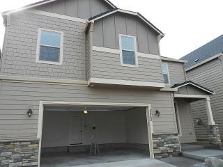 5840 26 Ave, Camas WA  98607-8633 exterior