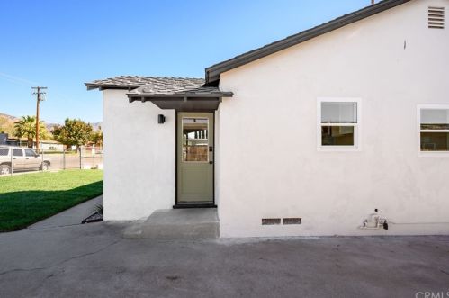 25597 Pacific St, San Bernardino CA  92404-6448 exterior