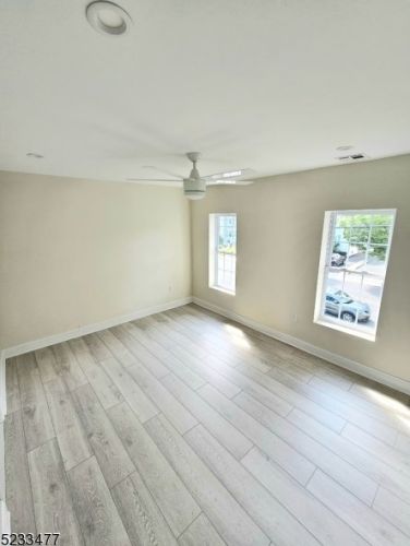 1 Burnside Ave, Cranford NJ  07016-2629 exterior