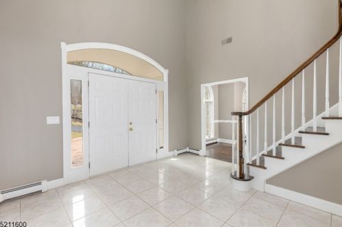 9 Natale Dr, Sparta NJ  07871-3032 exterior