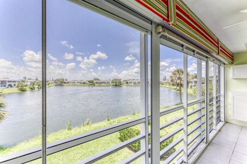 262 Chatham M, West Palm Beach, FL 33417-1840