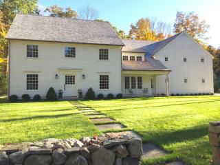 11 Woodcock Ln, Westport, CT 06880-1036