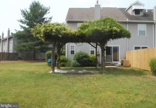 6110 Autumn Ct, Pipersville, PA 18947-1026