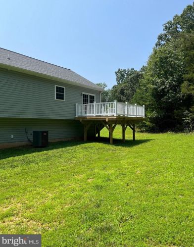 106 Lake Country Dr, Mineral VA  23117-5066 exterior