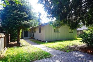 14318 Burke Ave, Seattle WA  98133-7220 exterior