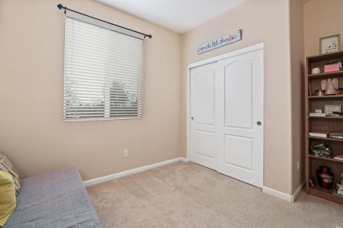 1091 Amber Rdg Ln, Vacaville CA 95687-5828 exterior