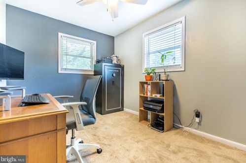 958 Buck Dr, Dover DE  19901-6650 exterior