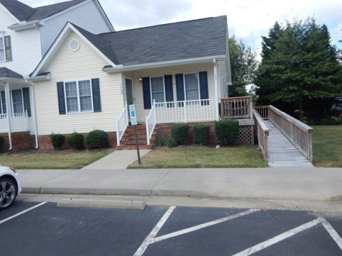 1145 Settlers Landing Dr, Tappahannock, VA 22560-5071
