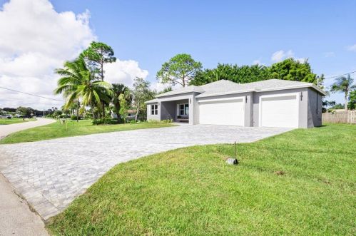1171 Palm Beach Rd, Fort Pierce, FL 34952-5314