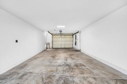 1111 Bethany Home Rd, Phoenix AZ  85014-2229 exterior