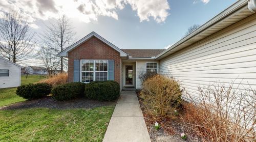 285 Deer Creek Dr, Amelia, OH 45102-2097