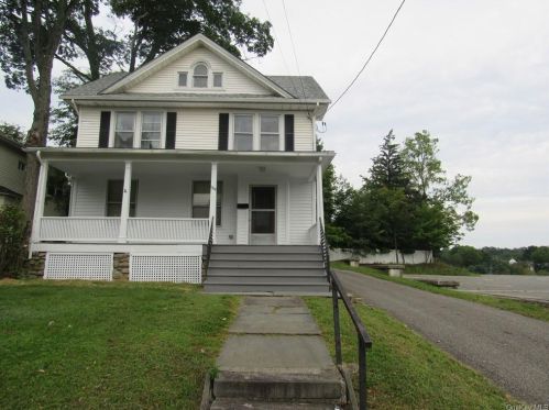 159 South St, Middletown, NY 10940-6525