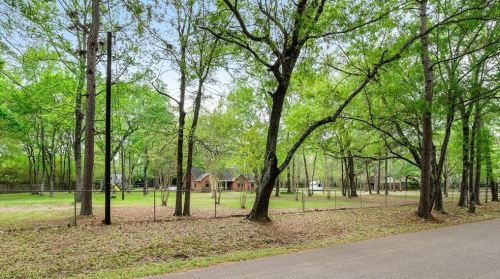 8623 Miller Rd, Magnolia, TX 77354-2231