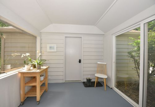 2205 Marne Ave, Milwaukee WI  53209-4328 exterior