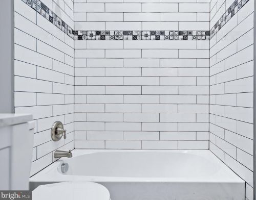 1824 Arkansas Ave, Atlantic City NJ  08401-1502 exterior