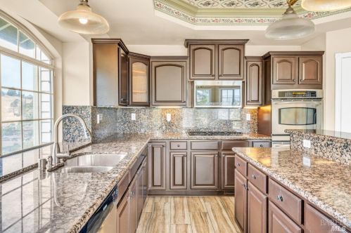 4084 Marcas St, Pinole CA  94564-1026 exterior