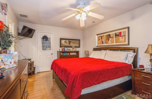 13 Portsmouth Dr, Old Bridge NJ  08857-3116 exterior