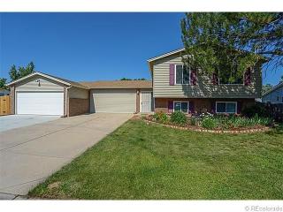 2655 Crystal St, Denver CO  80239-4132 exterior