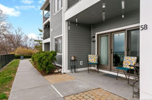 58 Hudson Pt Ln, Crotonville NY  10562-5942 exterior