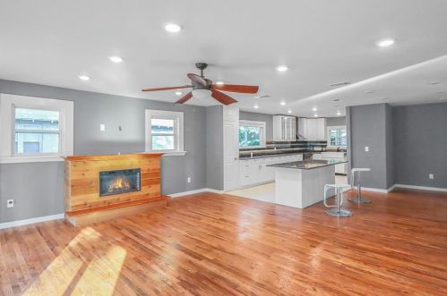 3716 El Campo Ave, Fort Worth, TX 76107-4513