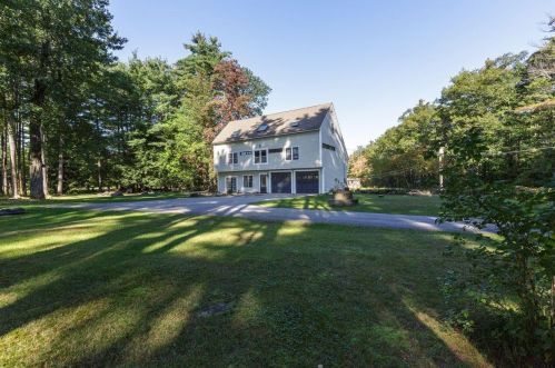 148 Francestown Tpke, Mount Vernon, NH 03057-1217