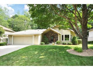 1480 Rice Creek Dr, Minneapolis, MN 55432-5255